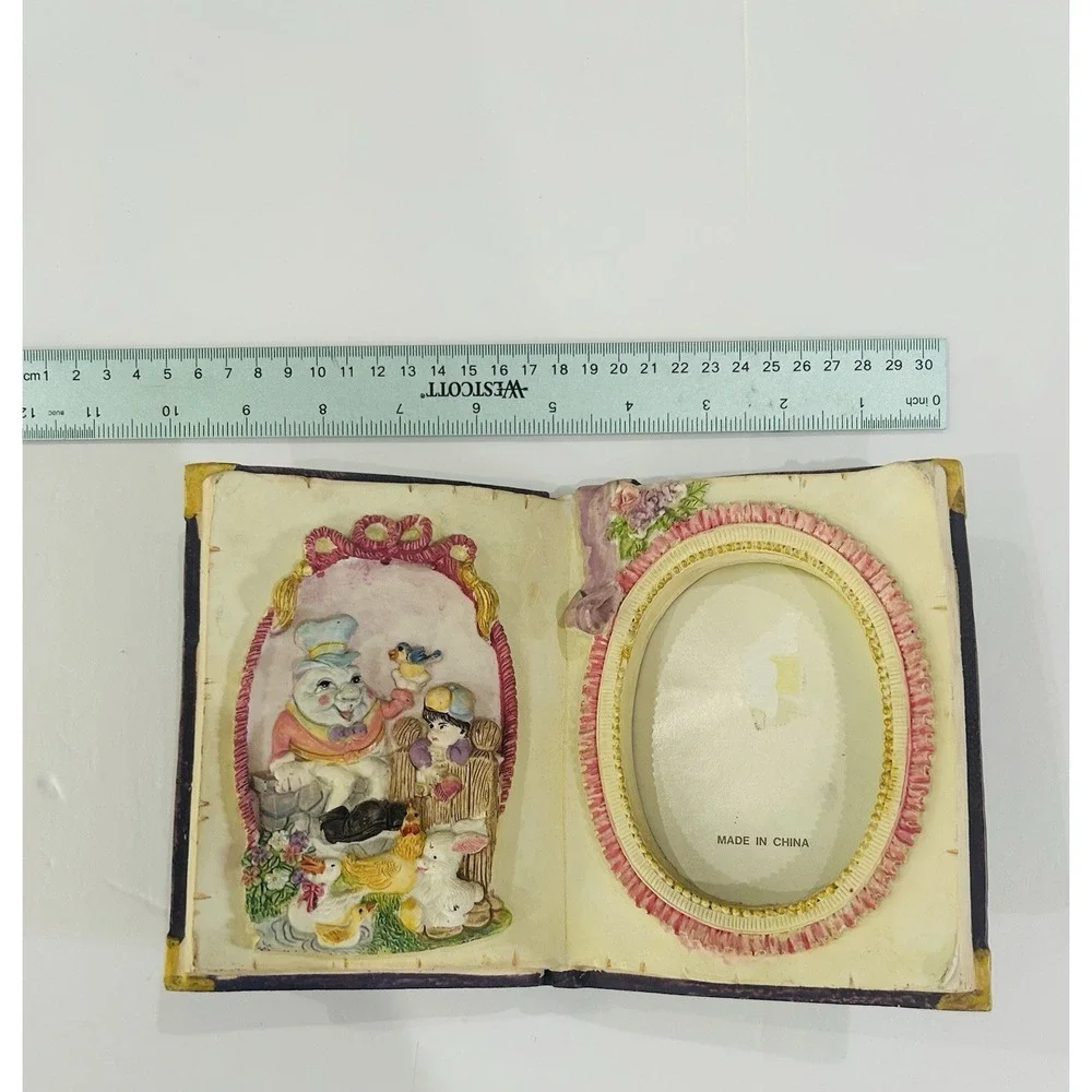 VTG Resin Storybook Picture Frame Humpty Dumpty Musical Nursery Rhyme 3.5